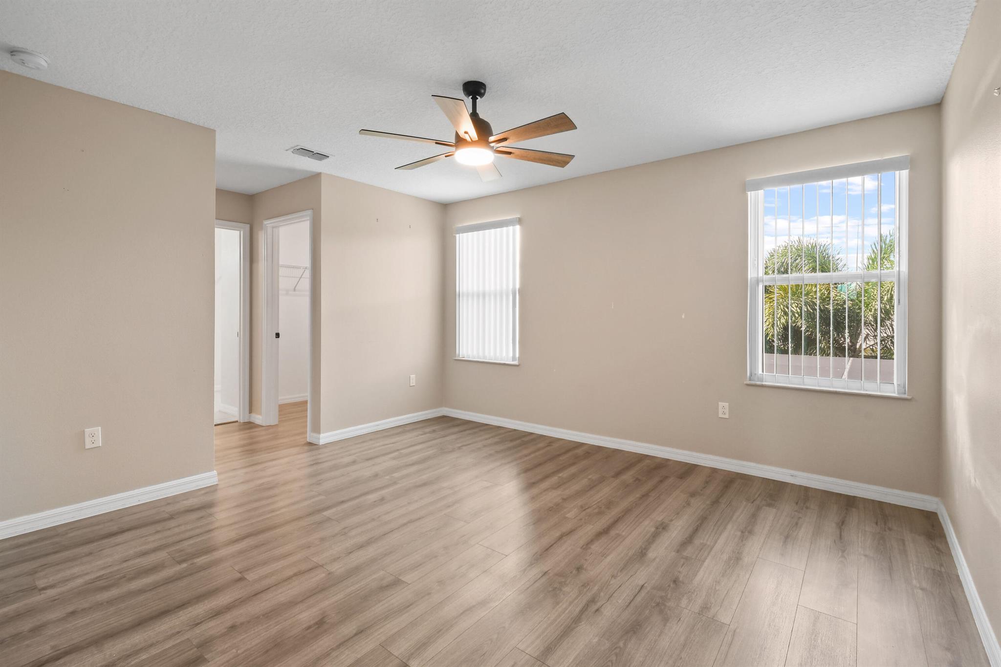 PORT ST LUCIE SECTION 19 - Residential