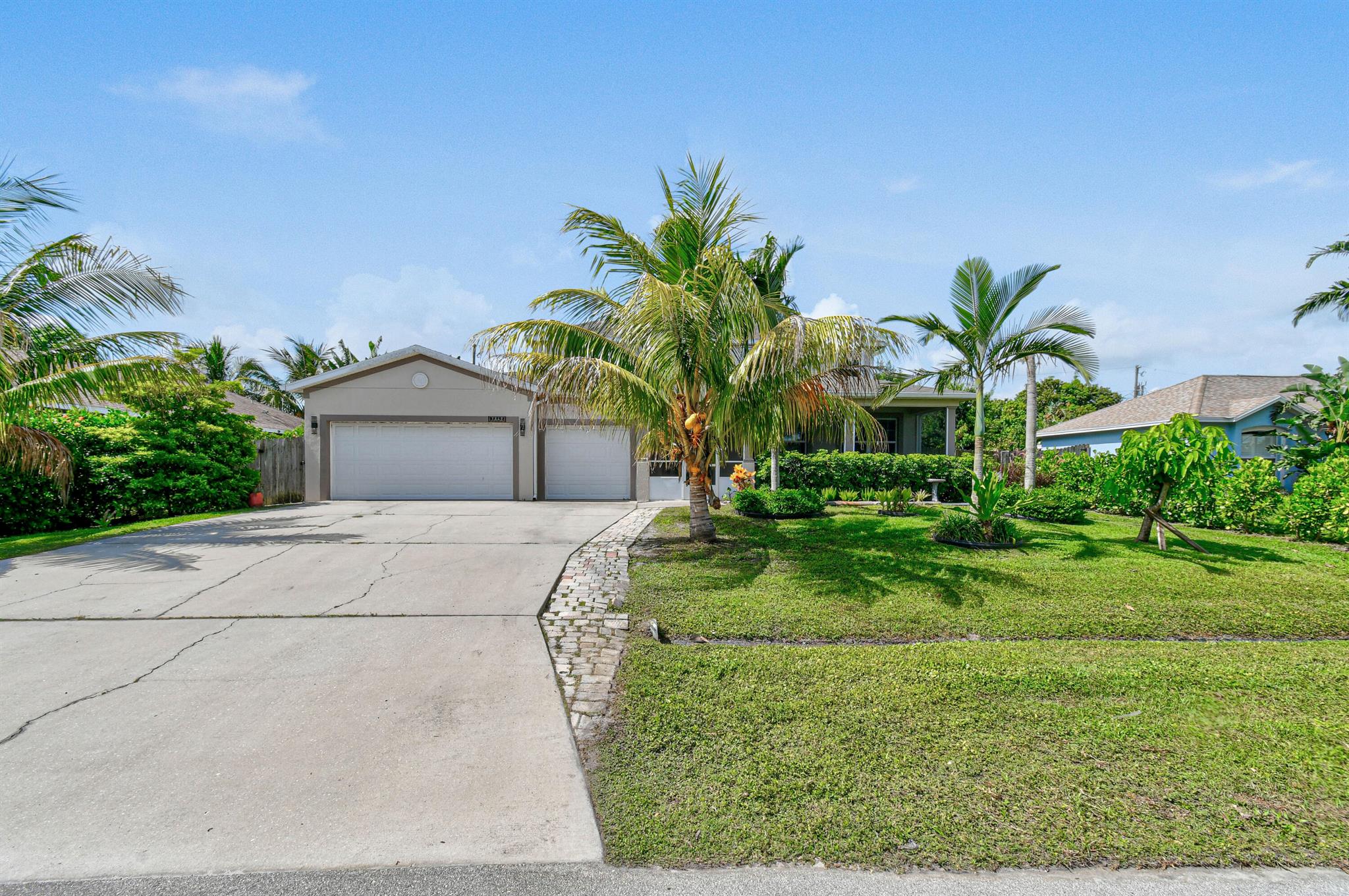 Absolutely stunning and spacious, this exceptional pool home offers 6 bedrooms, 5 full bathrooms, an open loft, and a 3-car garage, making it the ideal retreat for large or multi-generational families. Designed for comfort and convenience, it boasts two master suites, one on each floor--providing flexible living arrangements. On the main level, you'll find a generous open-concept kitchen, dining area, and family room that flow seamlessly into the newly screened-in pool and patio--perfect for entertaining or relaxing under the Florida sun.