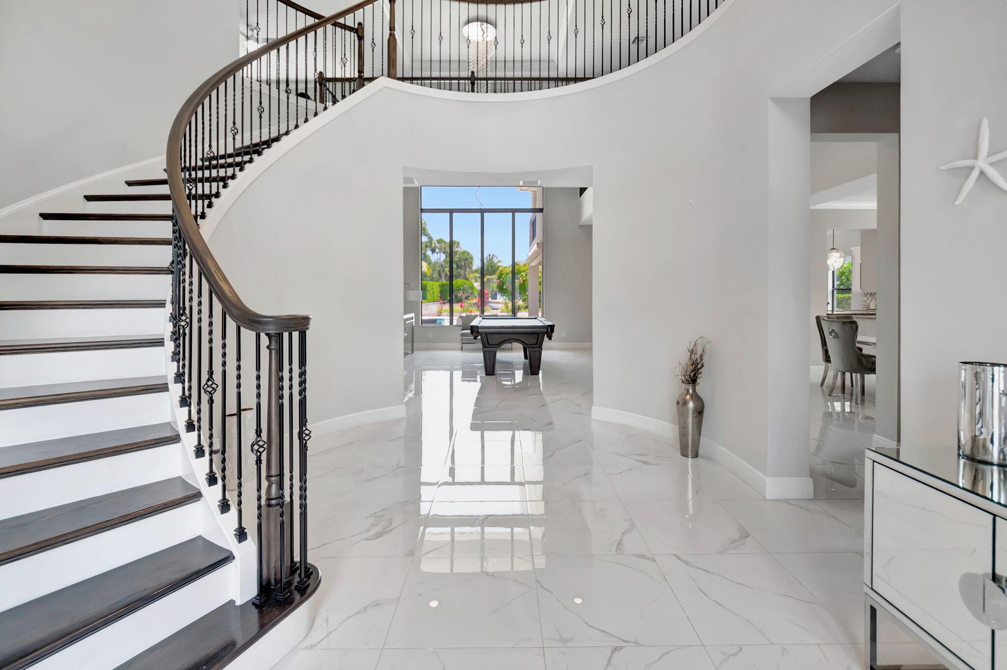 ROYAL PALM POLO - Residential