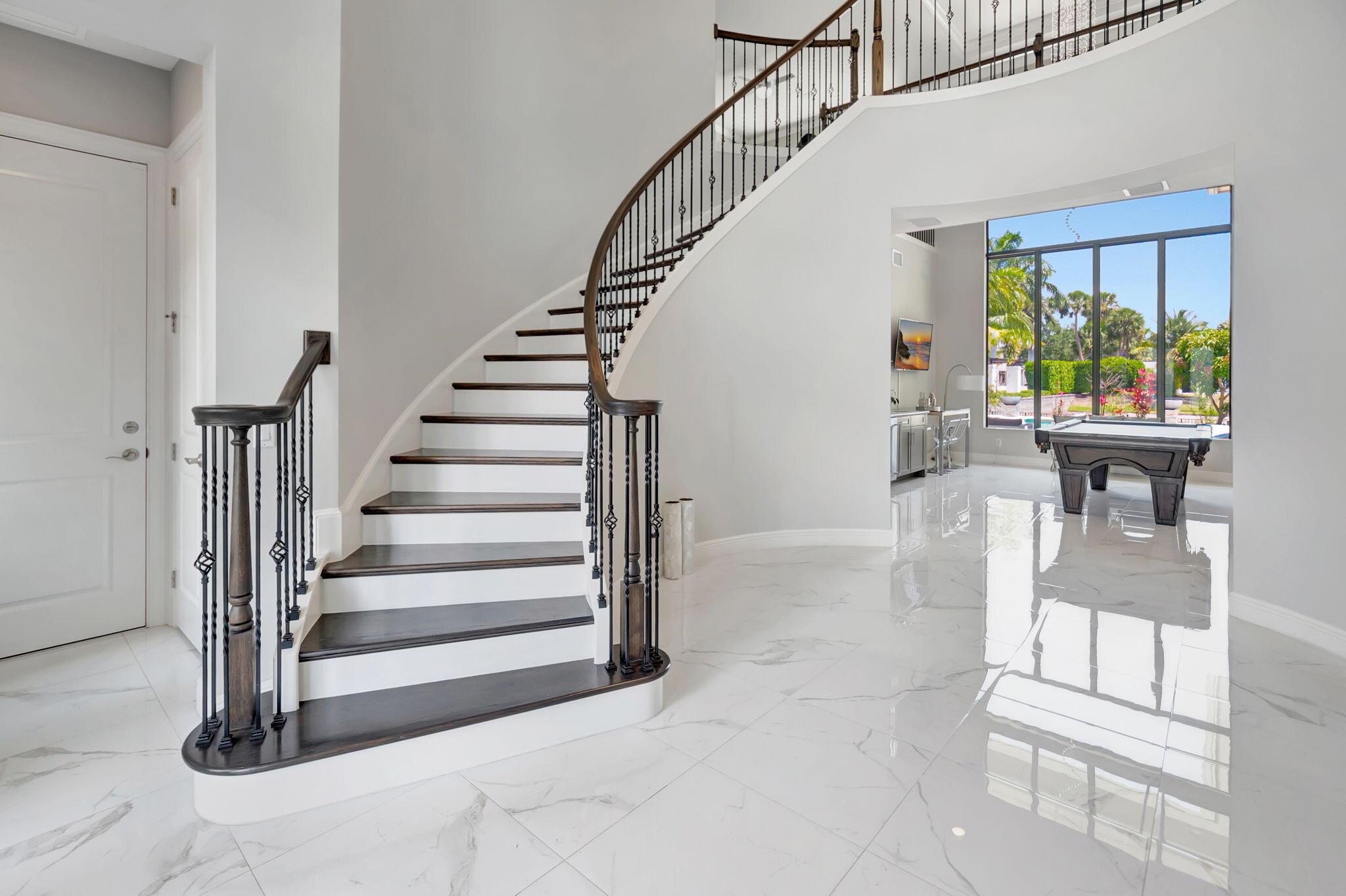 ROYAL PALM POLO - Residential