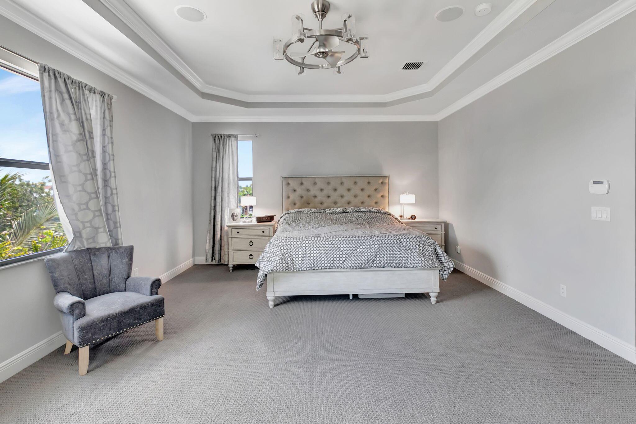 ROYAL PALM POLO - Residential