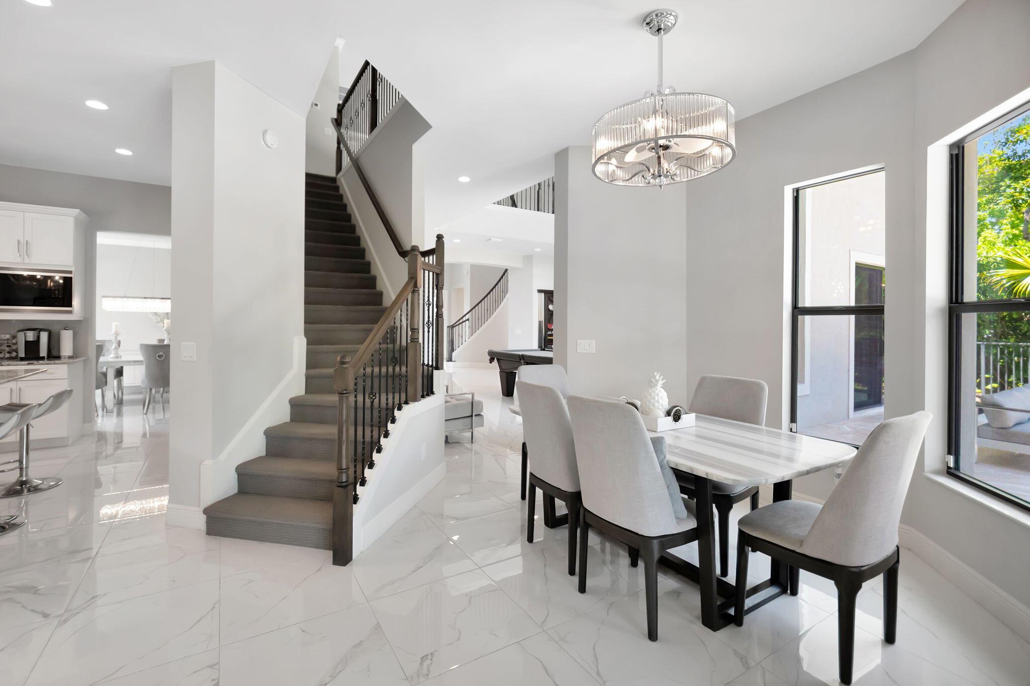 ROYAL PALM POLO - Residential