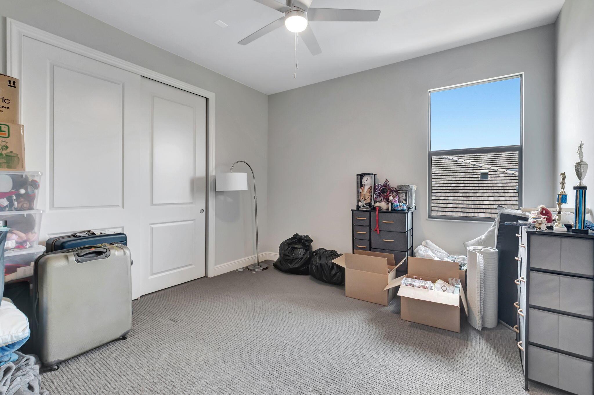 ROYAL PALM POLO - Residential