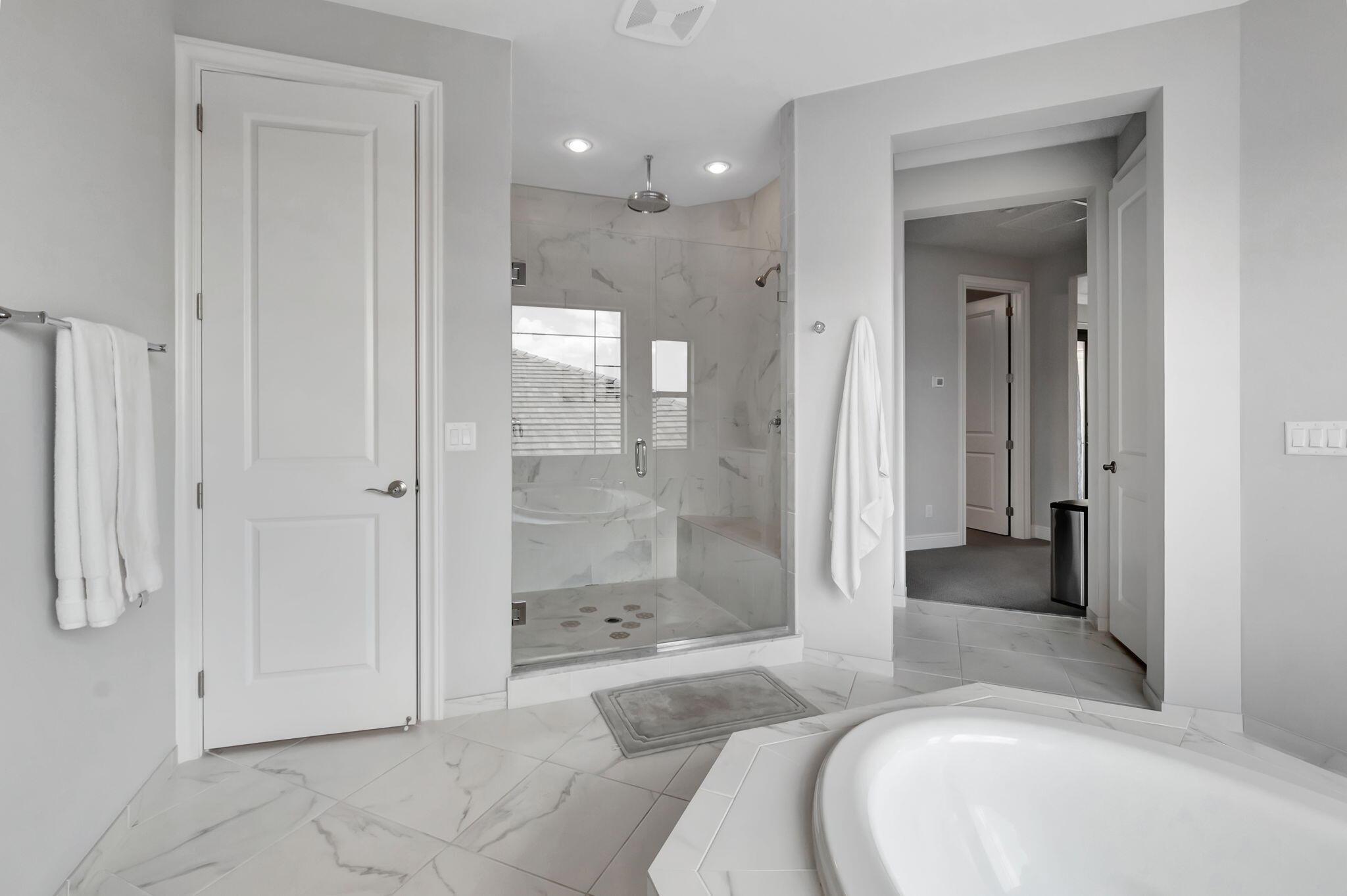 ROYAL PALM POLO - Residential