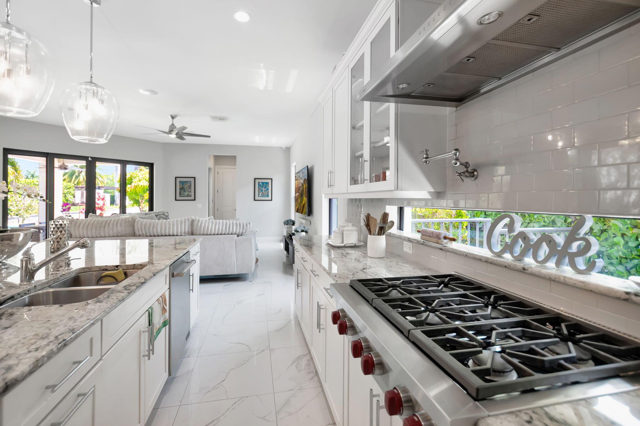 ROYAL PALM POLO - Residential