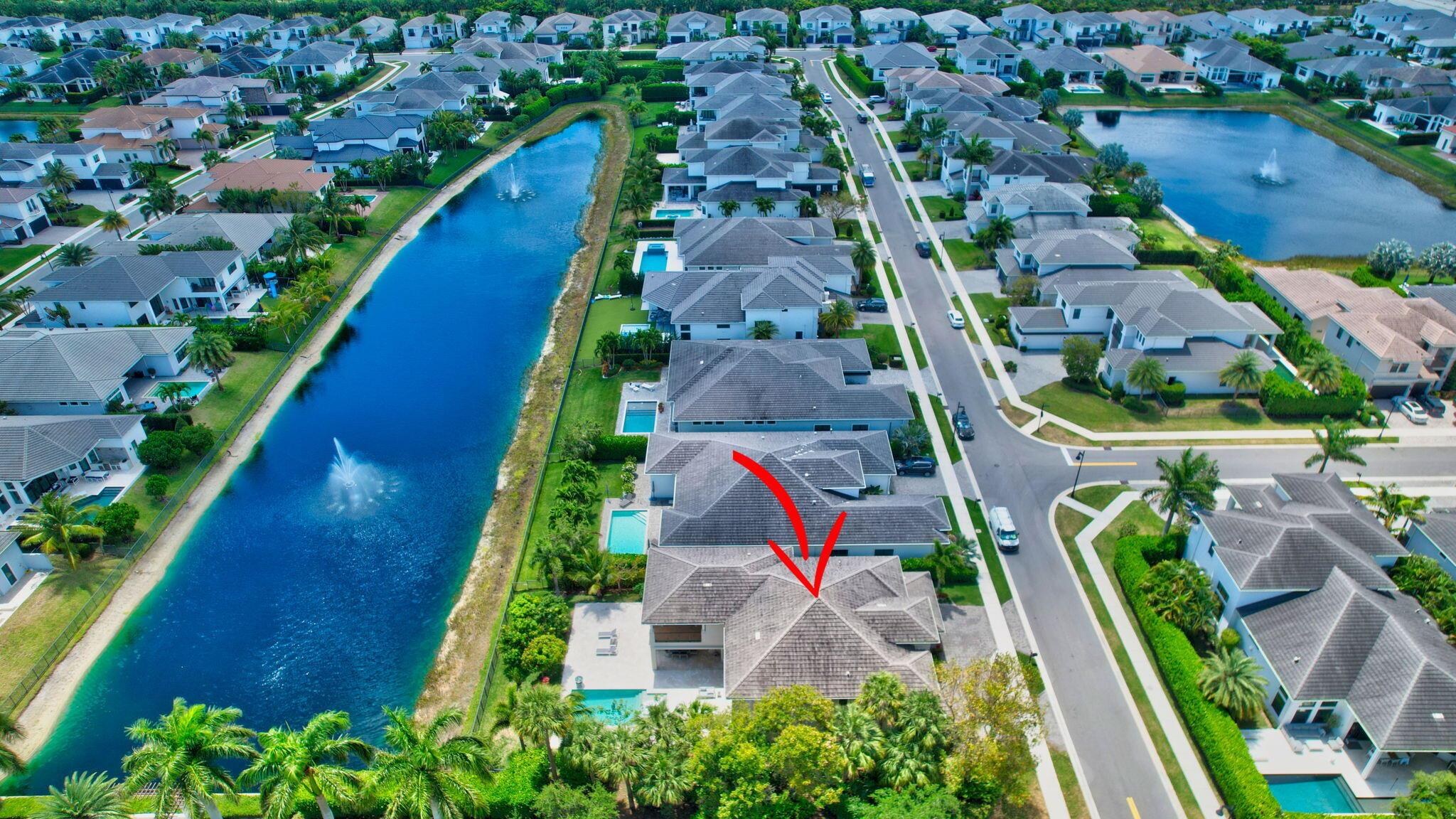 ROYAL PALM POLO - Residential