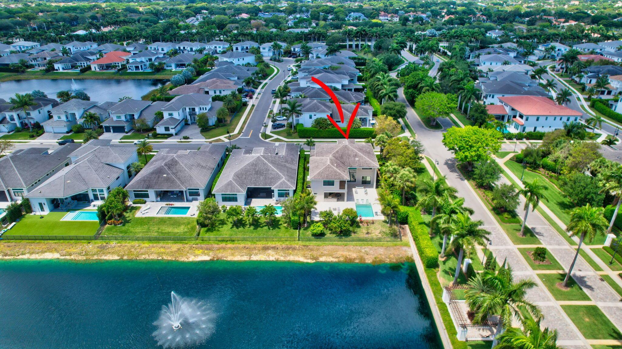 ROYAL PALM POLO - Residential