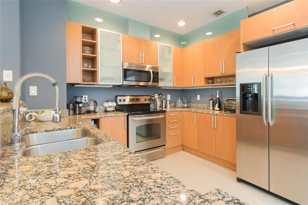 Avenue East Townehome - Residential