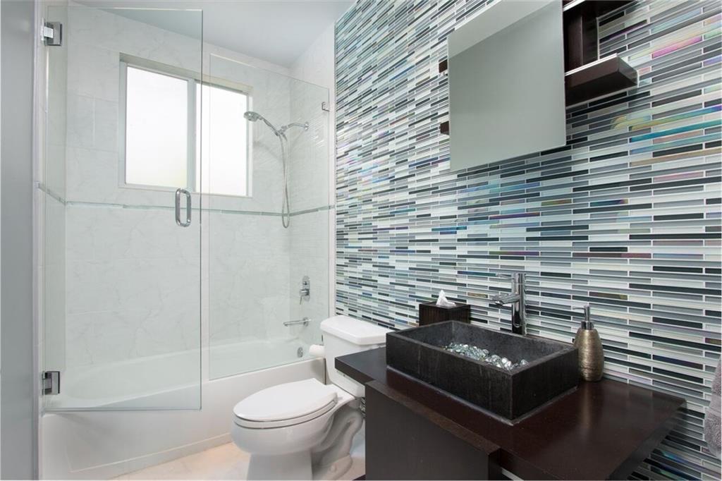 Avenue East Townehome - Residential