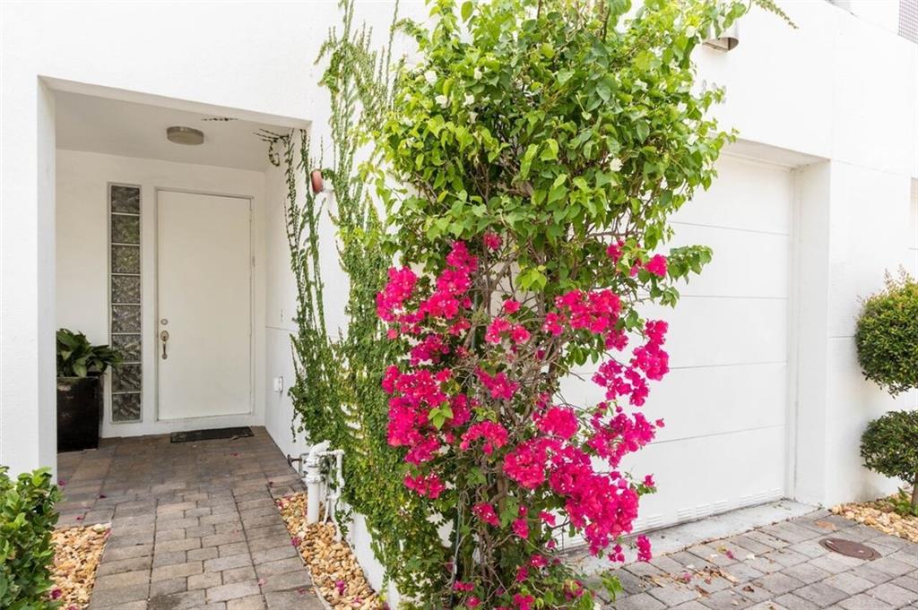 Avenue East Townehome - Residential