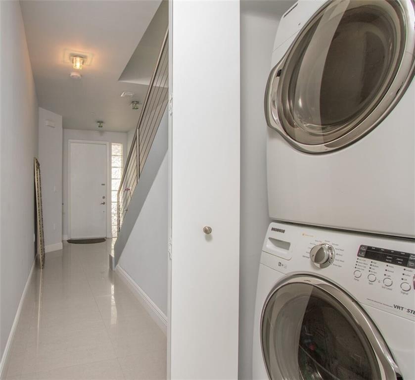 Avenue East Townehome - Residential