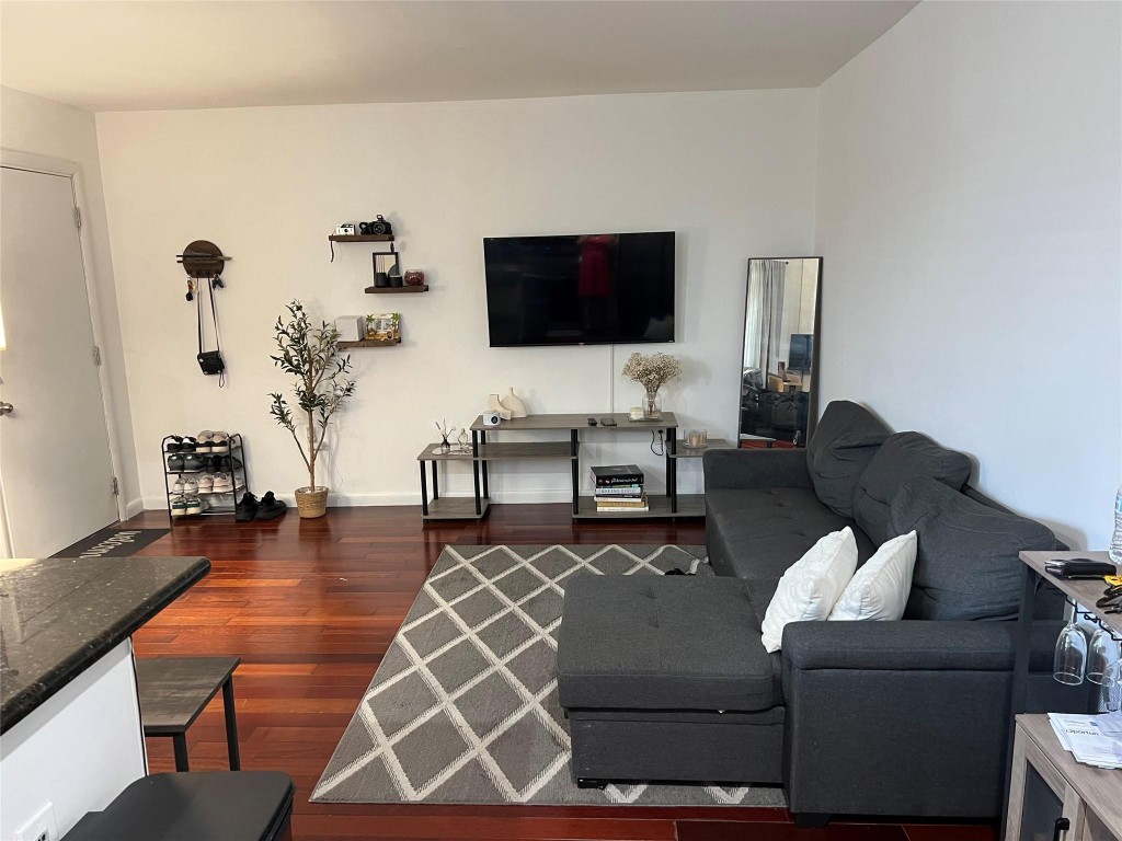 MOONRAKER CONDO - Residential Lease