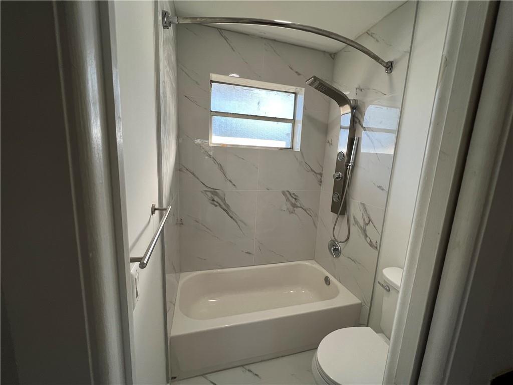 MOONRAKER CONDO - Residential Lease