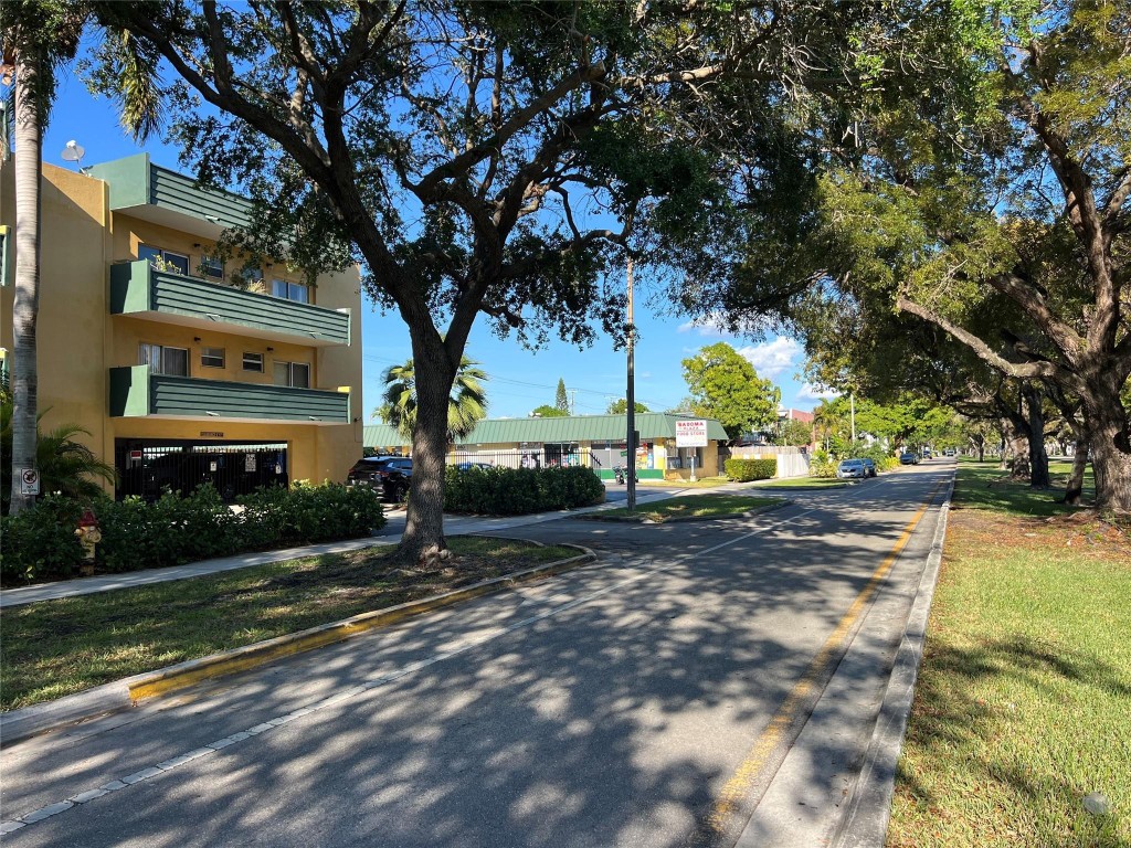 MOONRAKER CONDO - Residential Lease