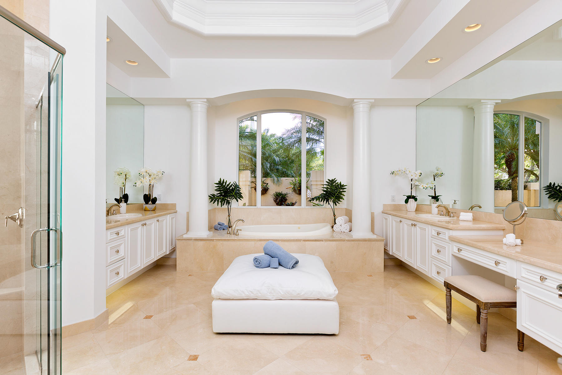 EQUESTRIAN CLUB ESTATES 1 - Residential