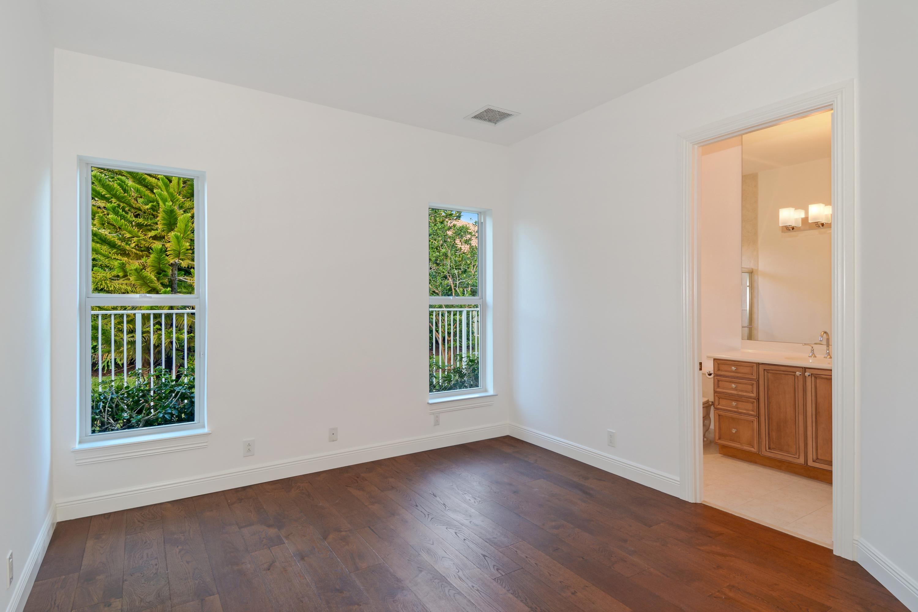 EQUESTRIAN CLUB ESTATES 1 - Residential