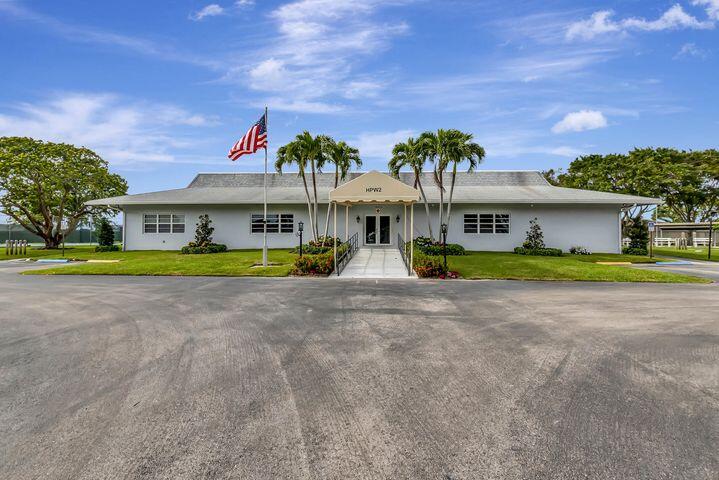 HIGH POINT OF DELRAY WEST CONDO SEC 1&2 - Residential