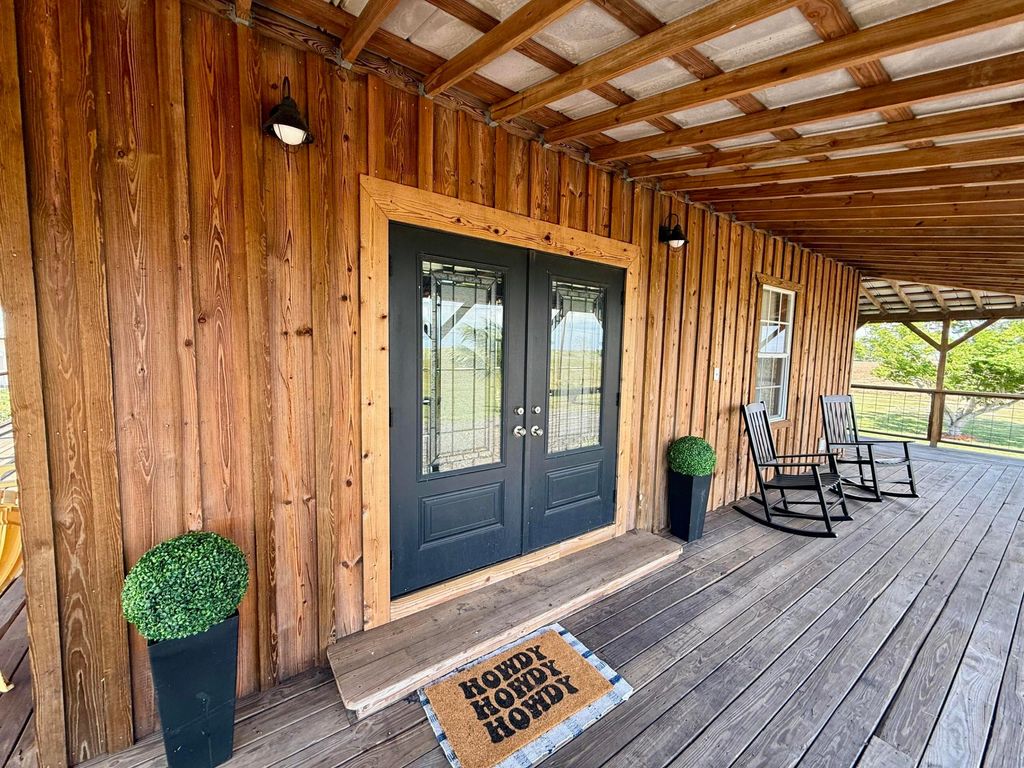 Photo of 55 E Corkscrew Boulevard, Clewiston, FL 33440 (MLS # B26021869)