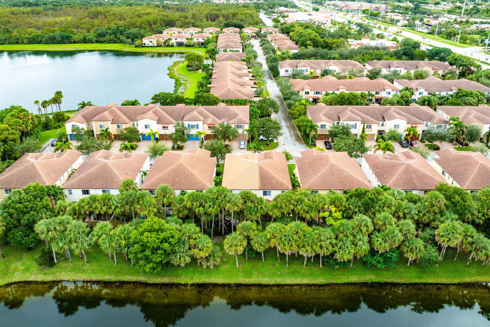 OAKTON PRESERVE REPL - Residential