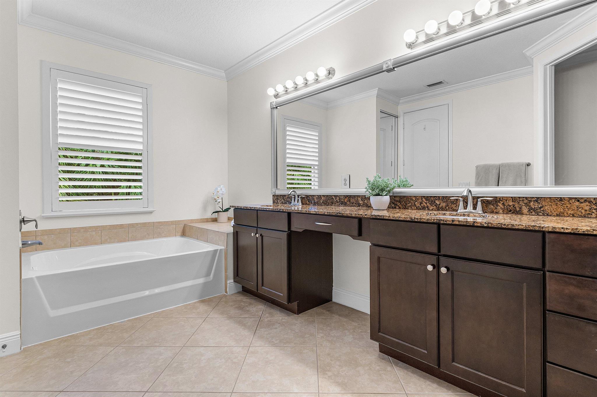 OAKTON PRESERVE REPL - Residential