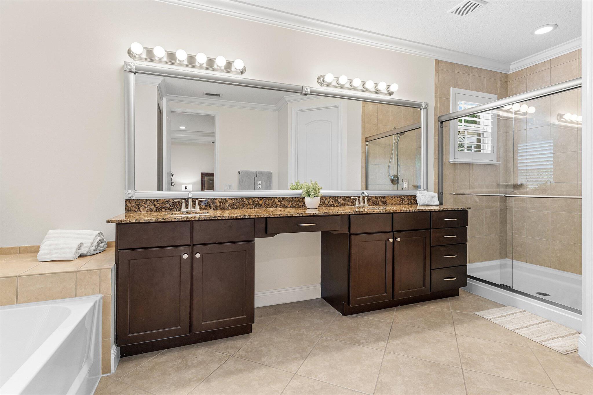 OAKTON PRESERVE REPL - Residential