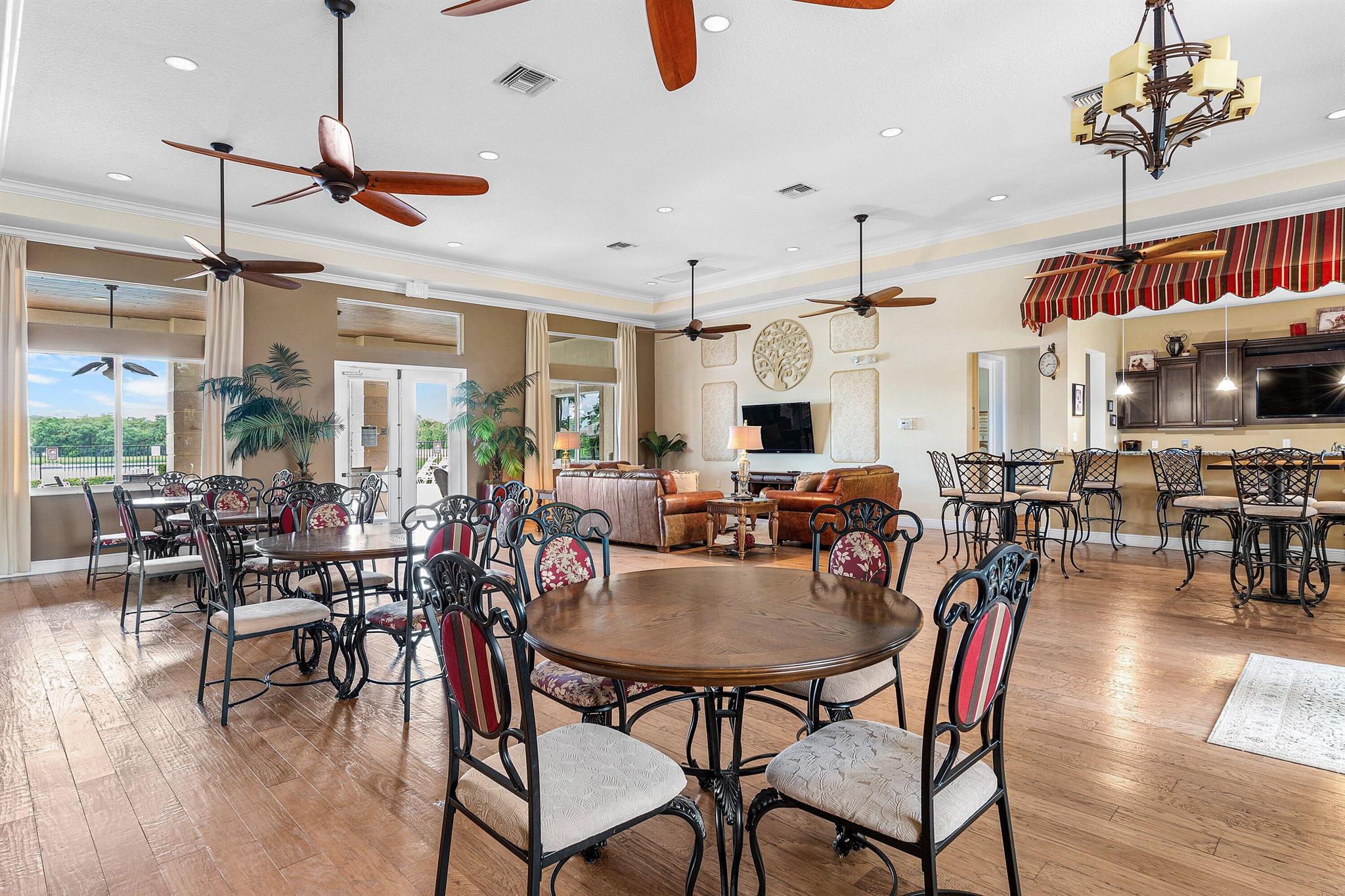 OAKTON PRESERVE REPL - Residential