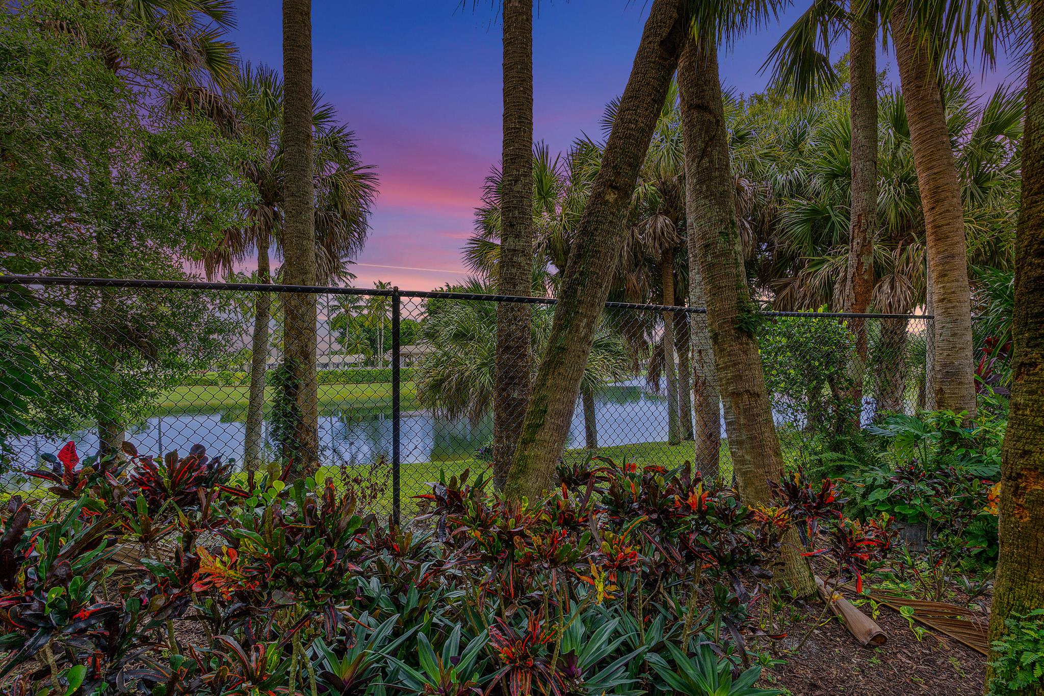 OAKTON PRESERVE REPL - Residential