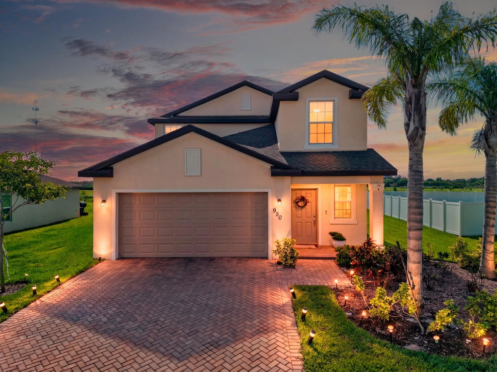 Photo of 950 Bent Creek Drive, Fort Pierce, FL 34947 (MLS # B26044719)