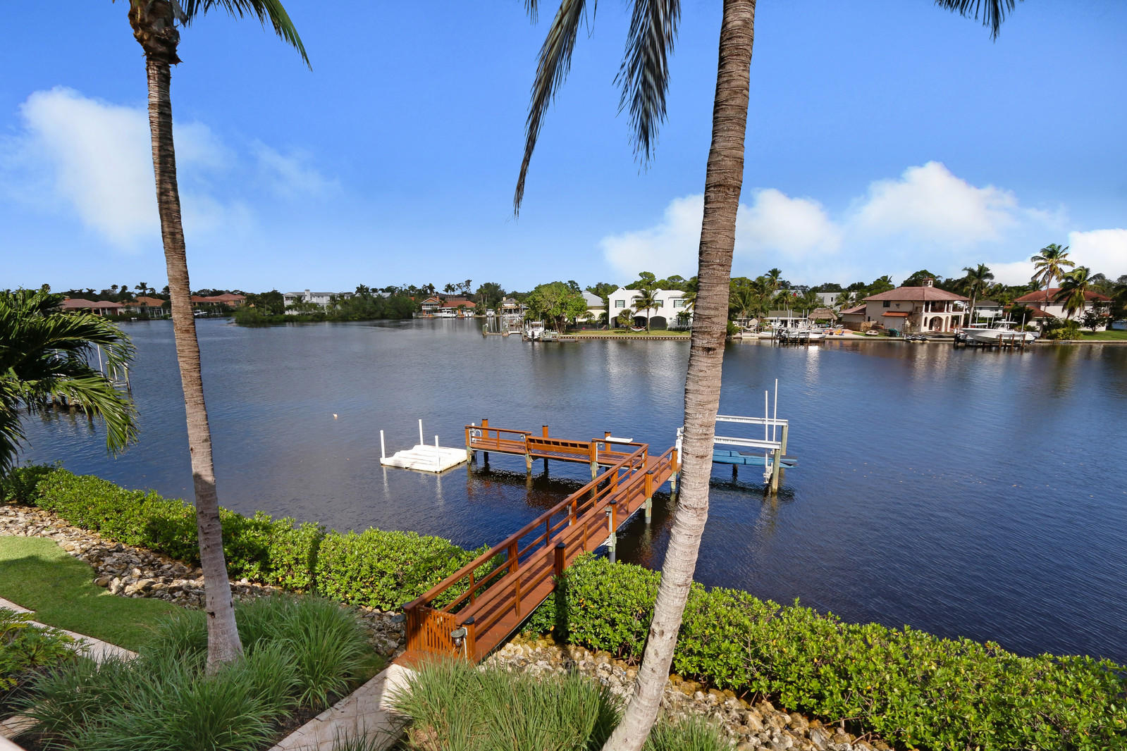 JUPITER RIVER ESTATES 3RD - Residential