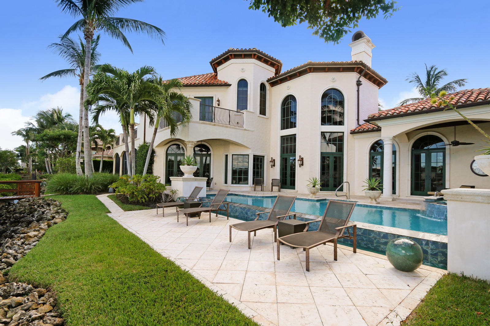 JUPITER RIVER ESTATES 3RD - Residential