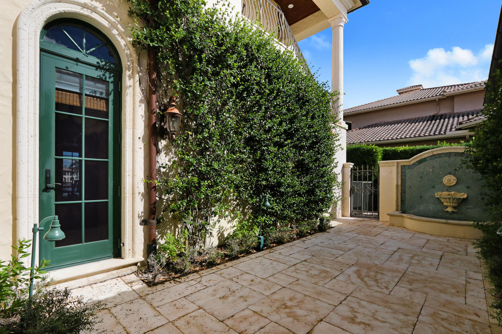 JUPITER RIVER ESTATES 3RD - Residential