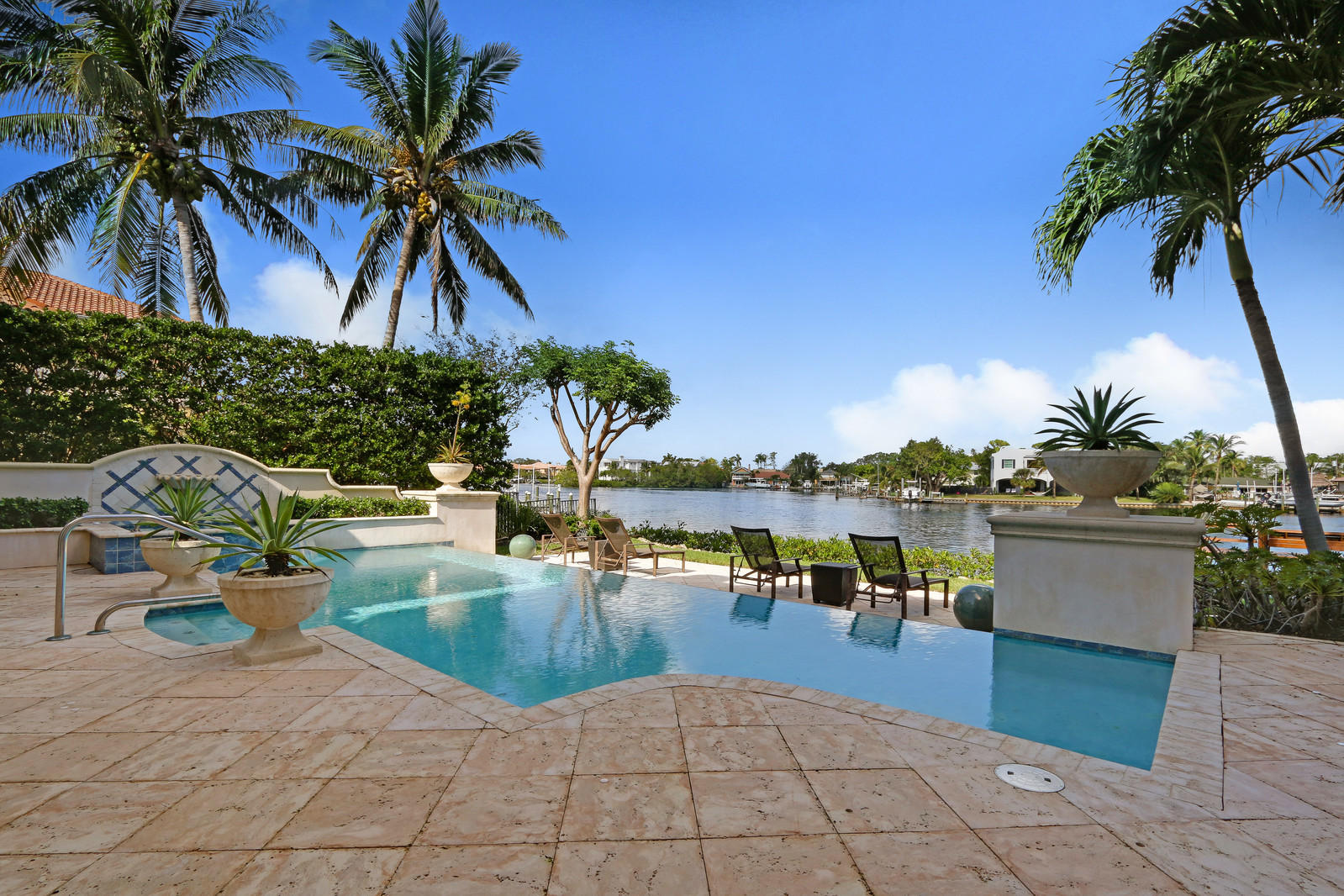 JUPITER RIVER ESTATES 3RD - Residential