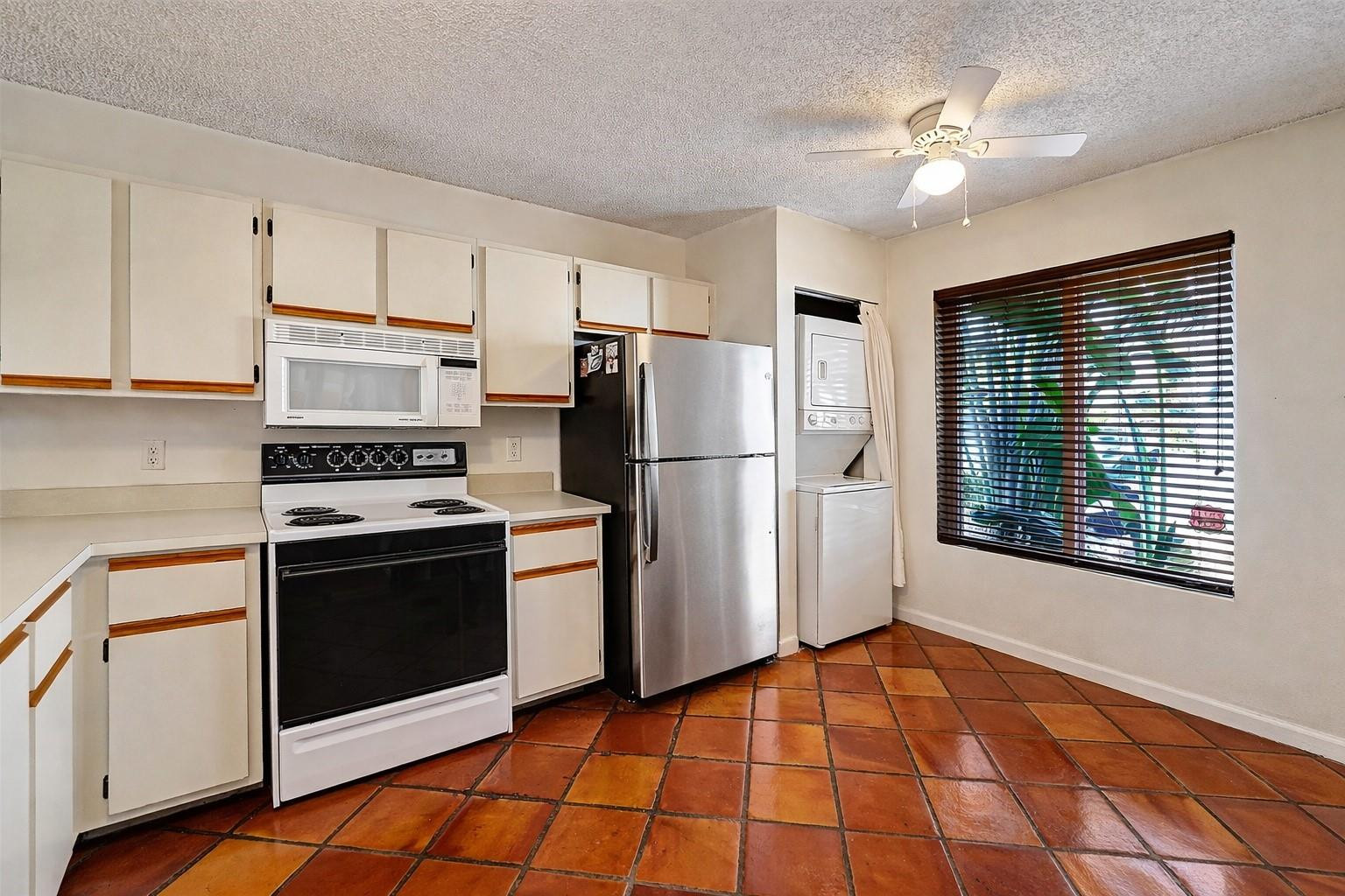 CORAL COAST TOWNHOMES - Residential