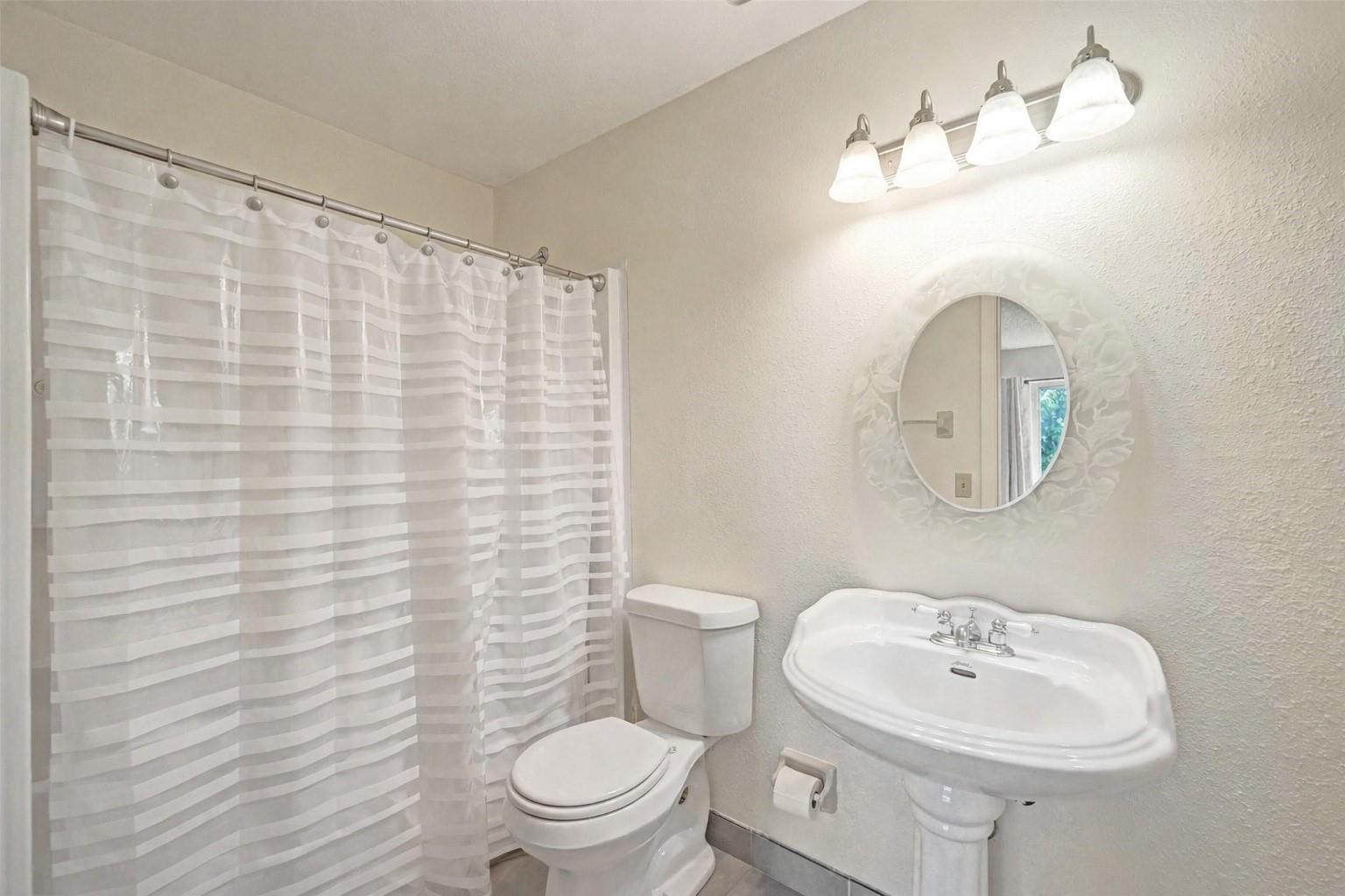 CORAL COAST TOWNHOMES - Residential