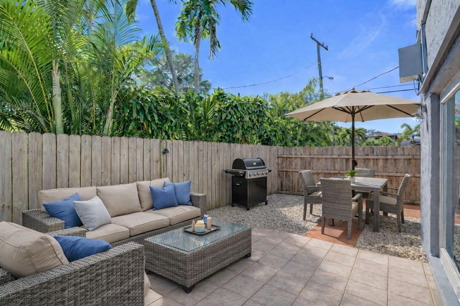 CORAL COAST TOWNHOMES - Residential