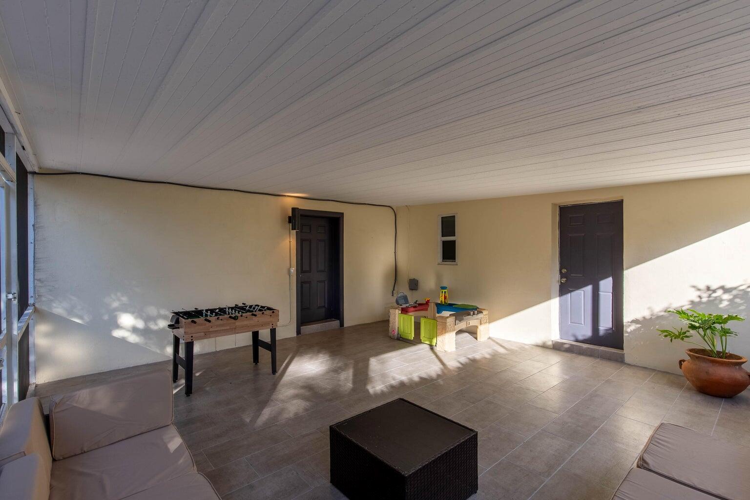 COLLEGE PARK - Residential Lease