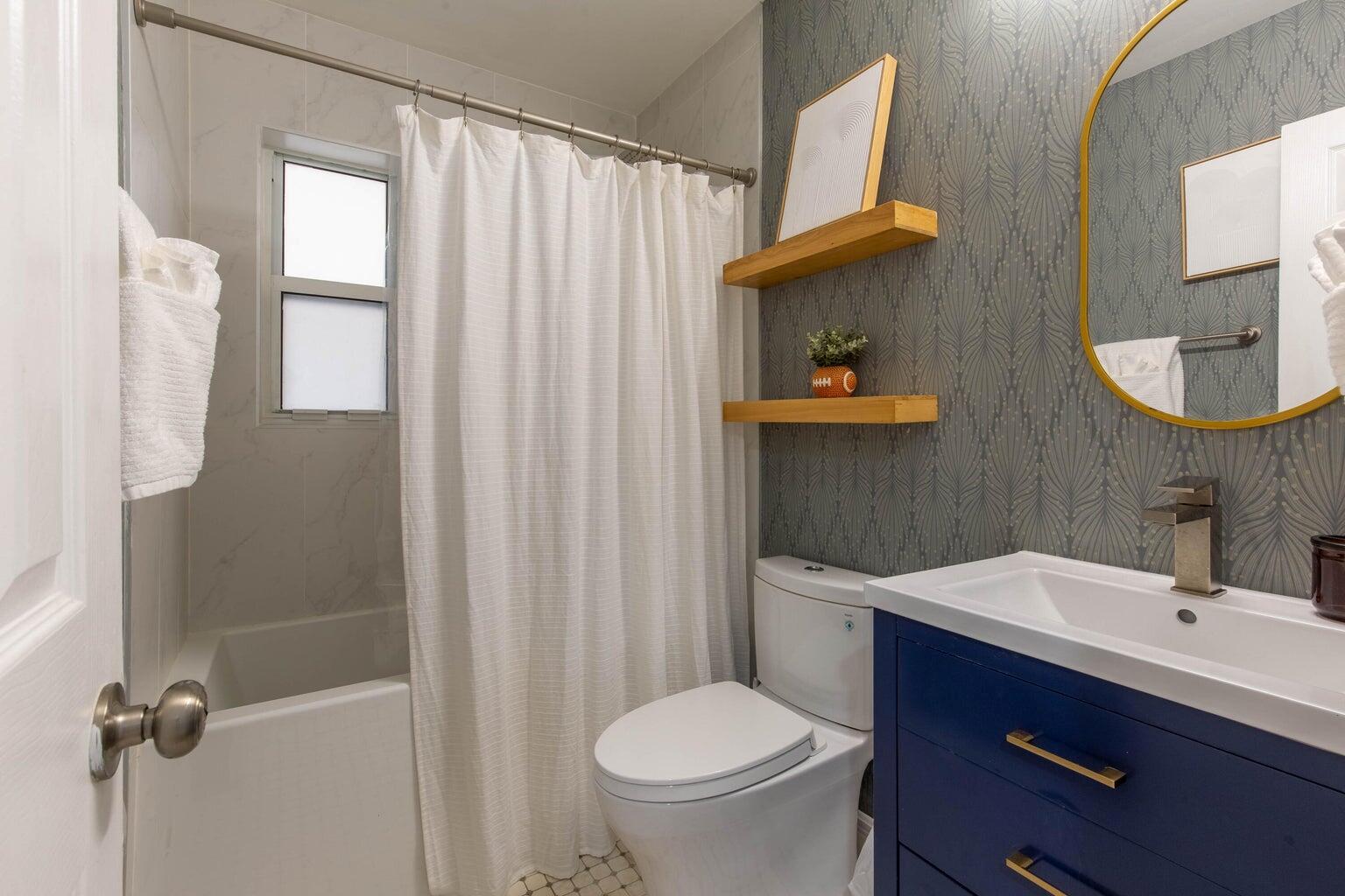 COLLEGE PARK - Residential Lease