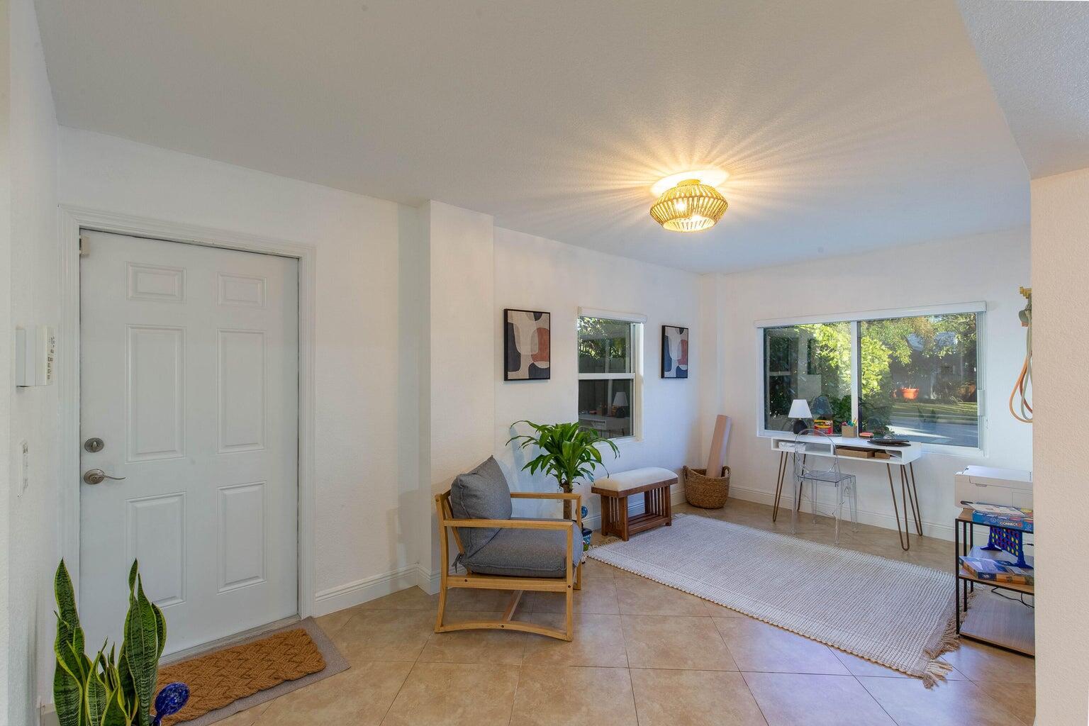 COLLEGE PARK - Residential Lease