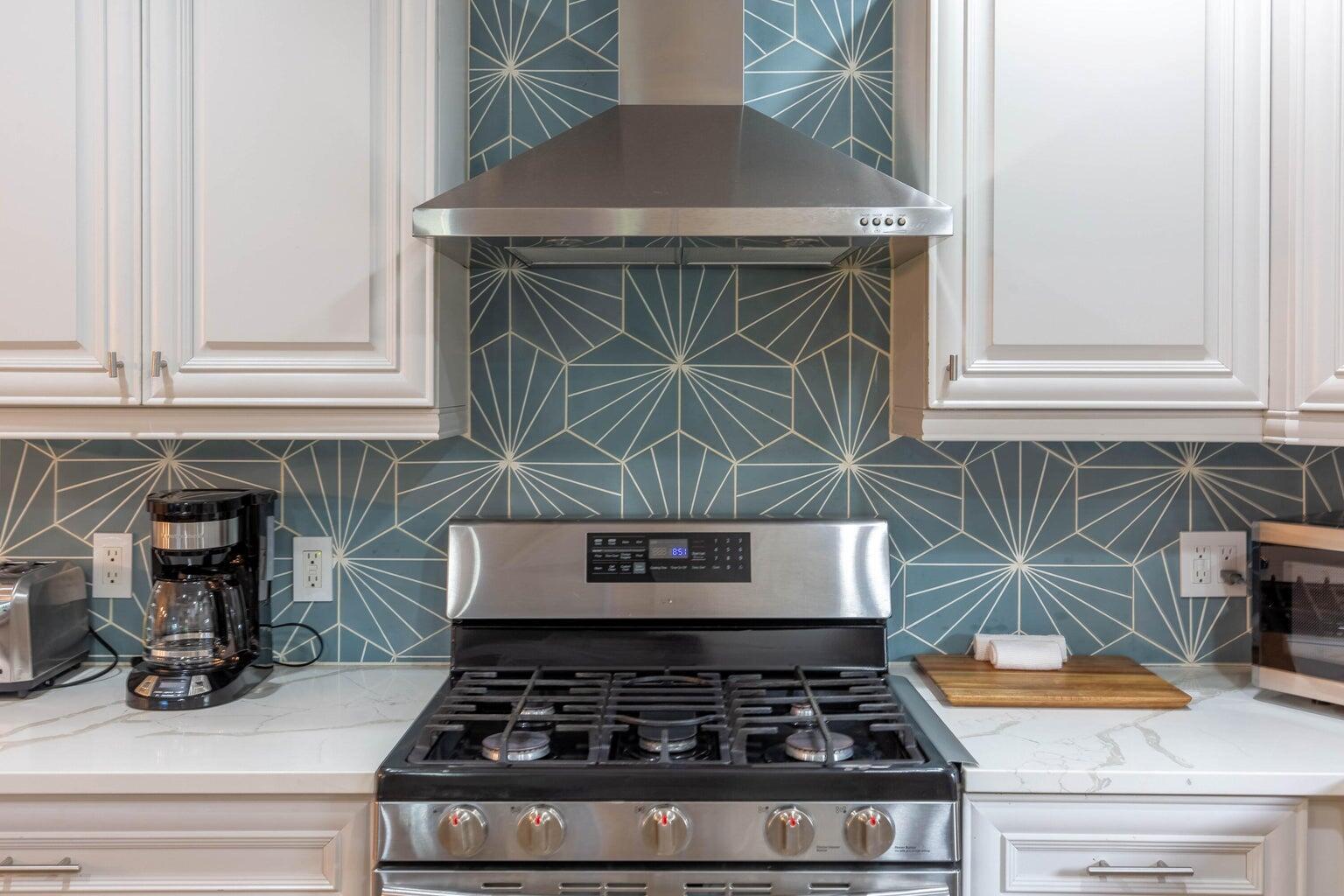 COLLEGE PARK - Residential Lease