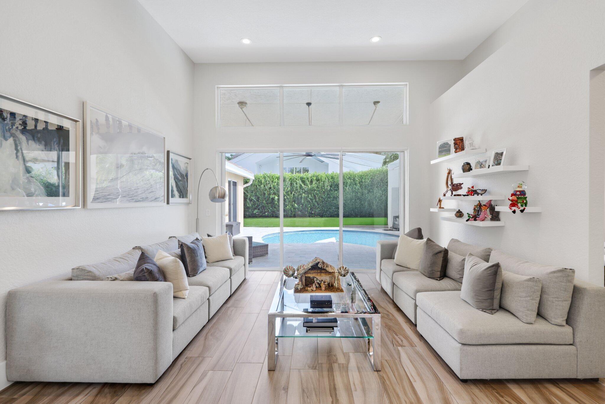 Colonnade - Residential