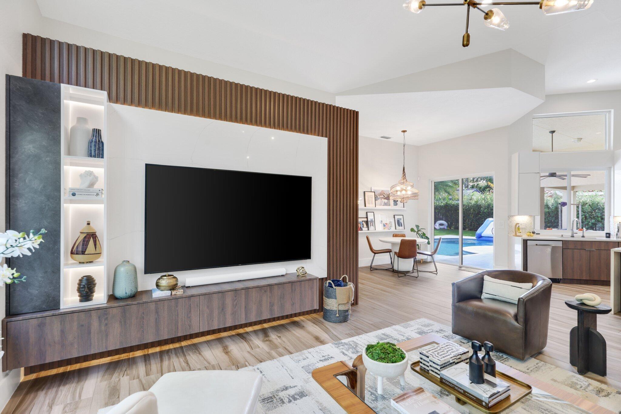 Colonnade - Residential