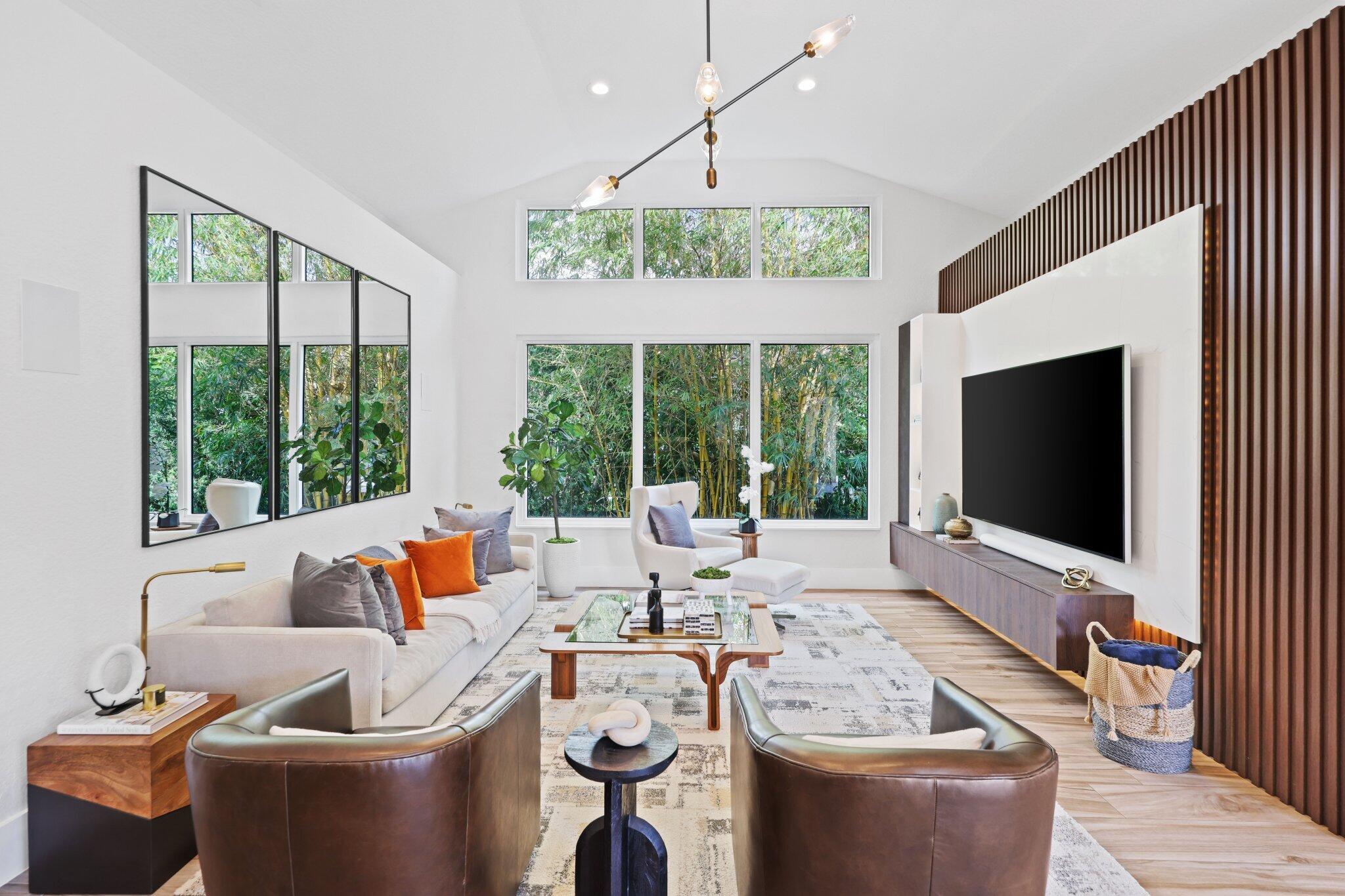 Colonnade - Residential