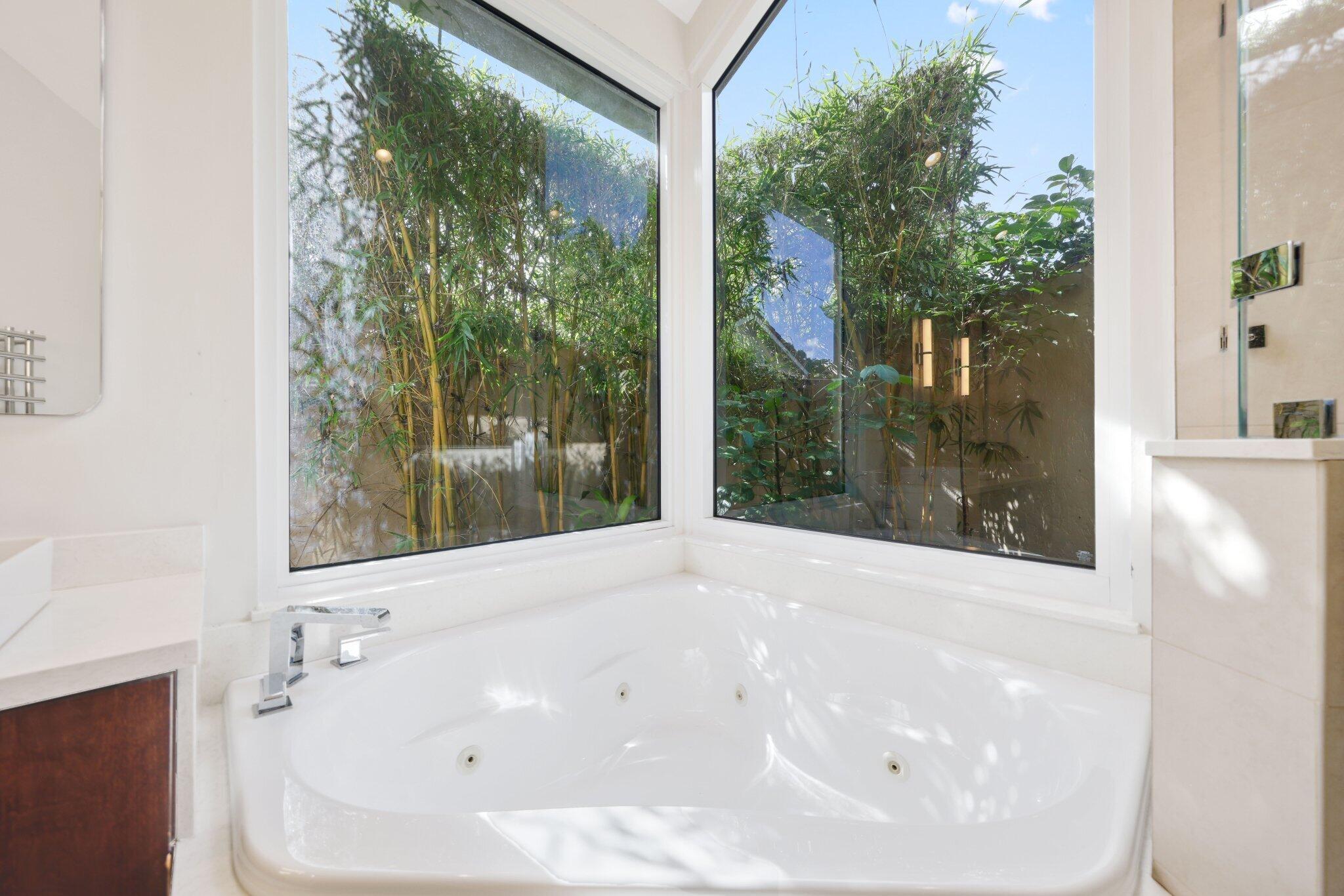 Colonnade - Residential