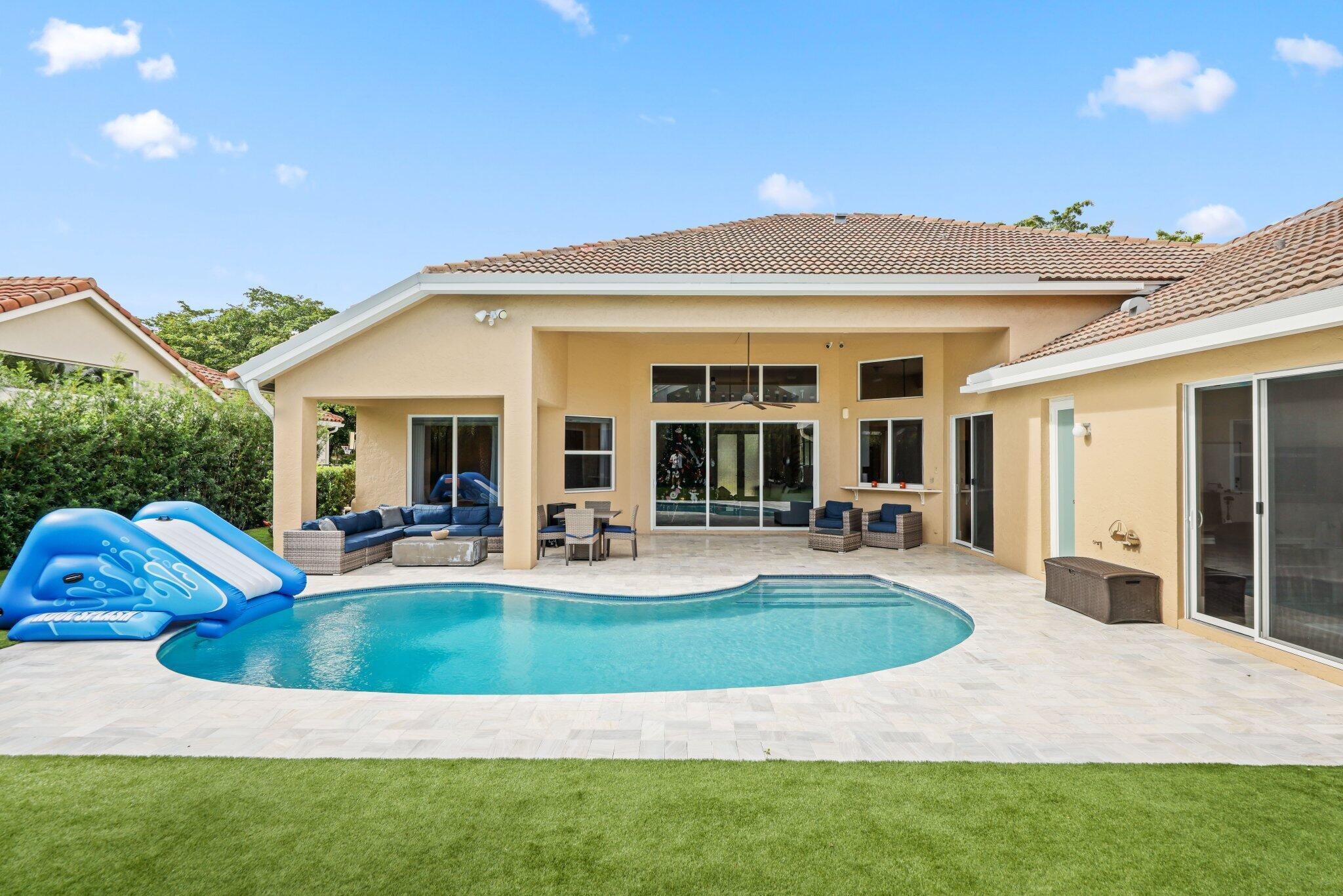 Colonnade - Residential