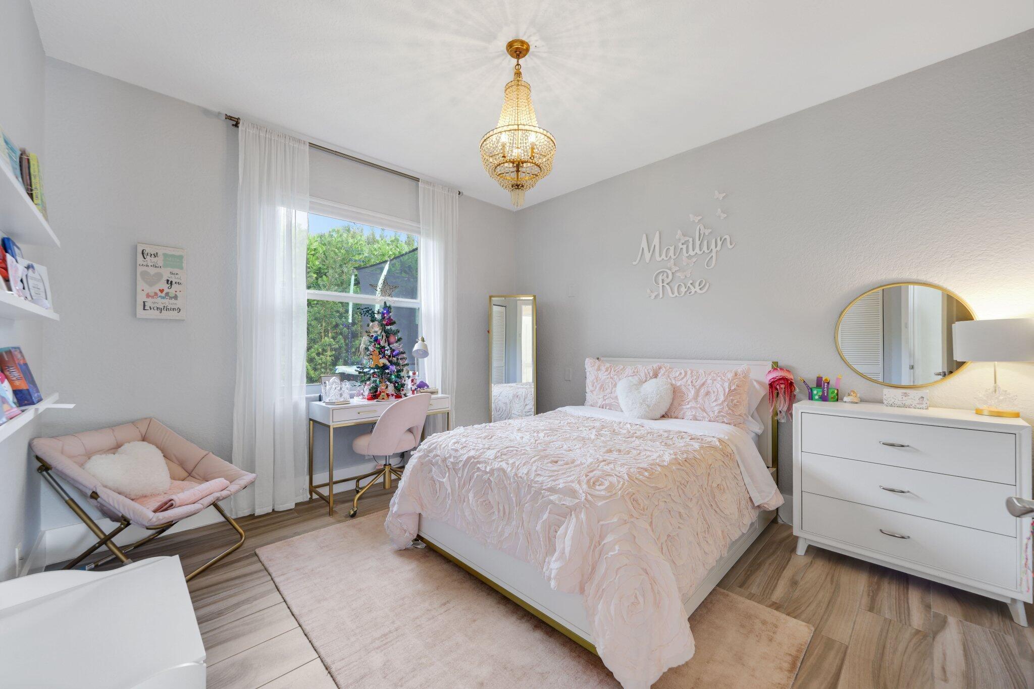 Colonnade - Residential