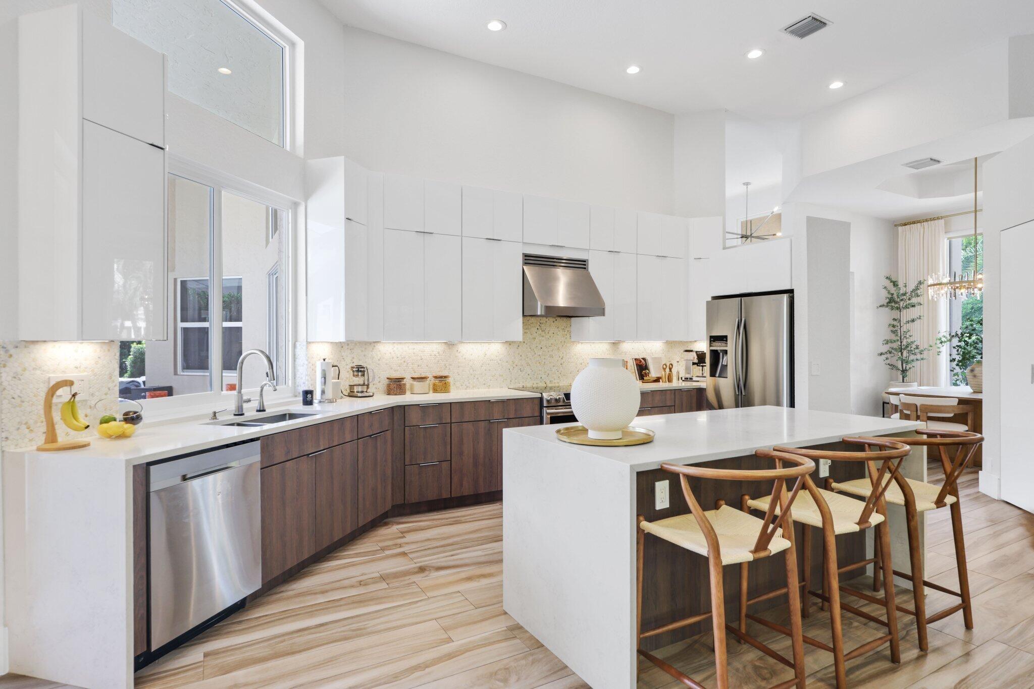 Colonnade - Residential