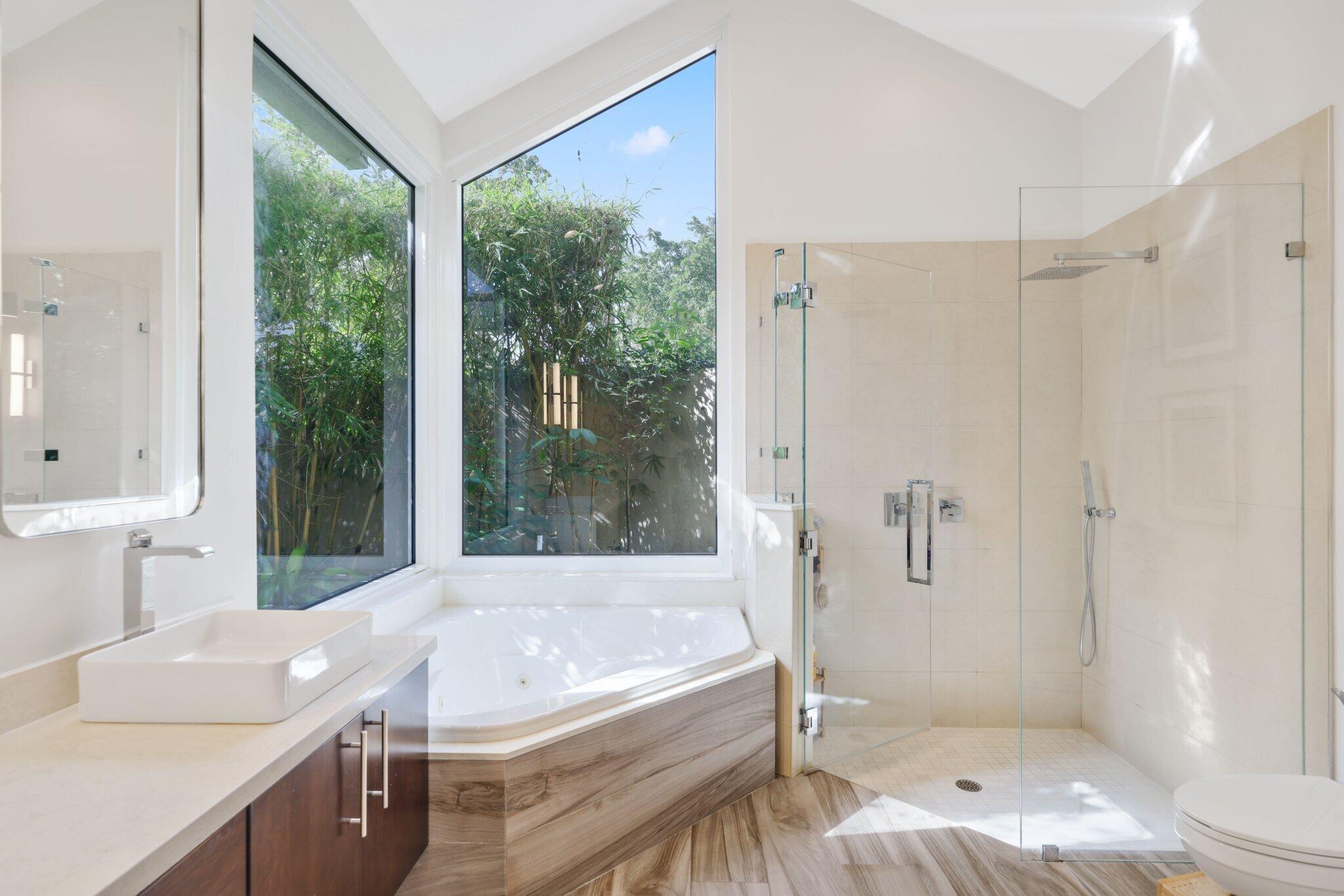 Colonnade - Residential