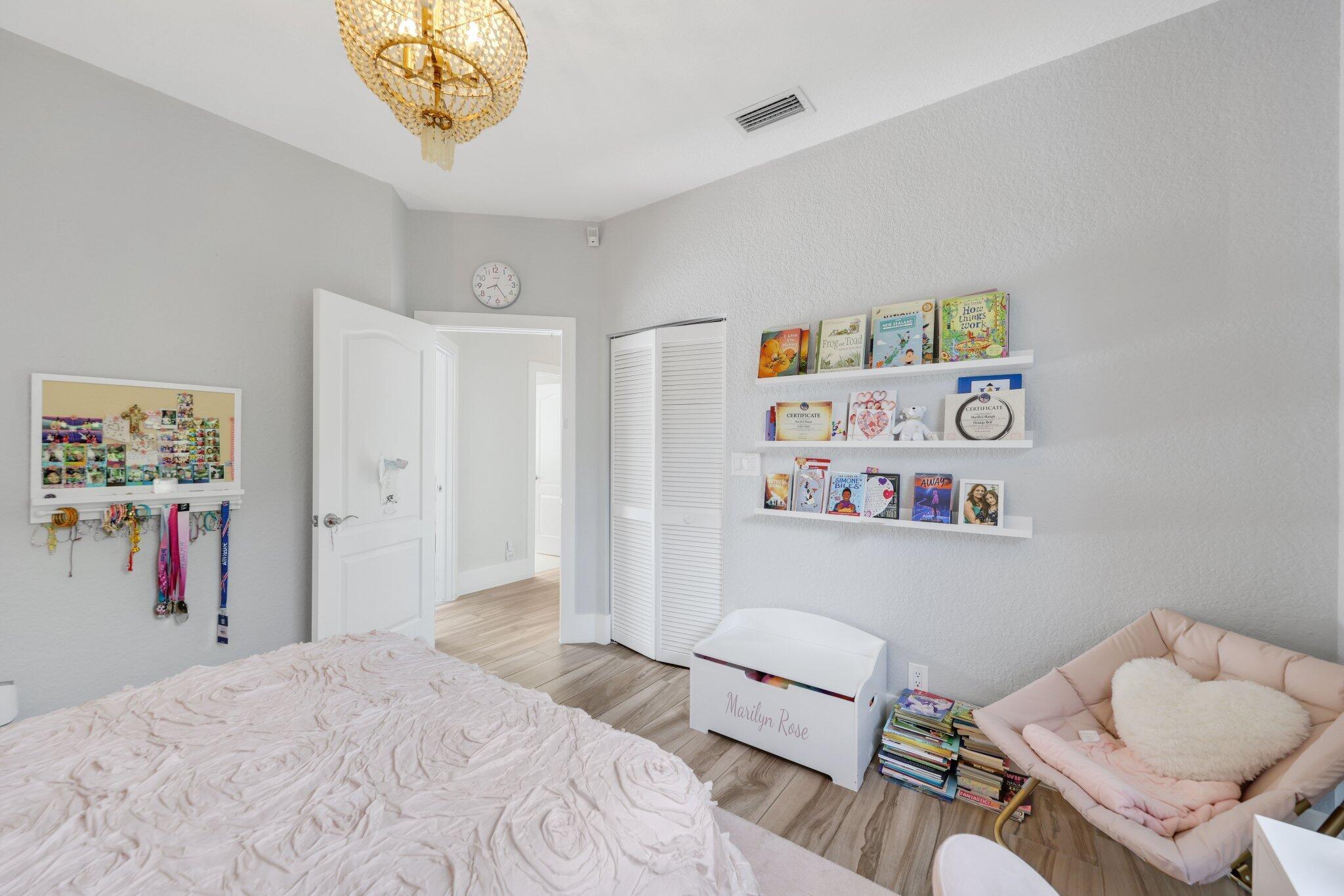 Colonnade - Residential