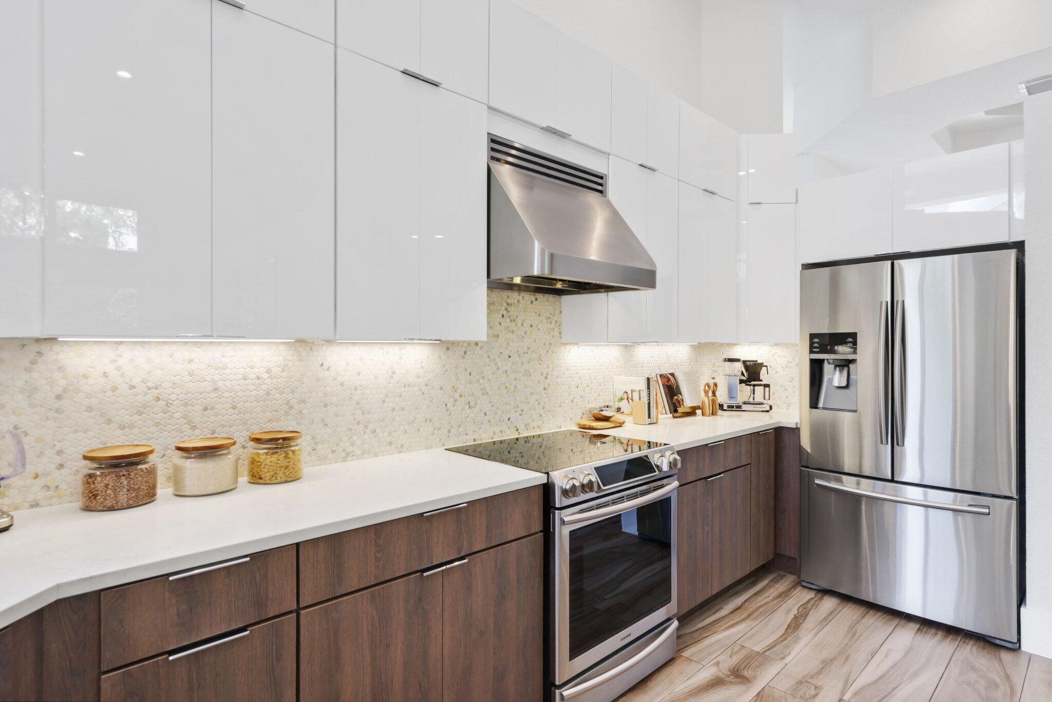 Colonnade - Residential