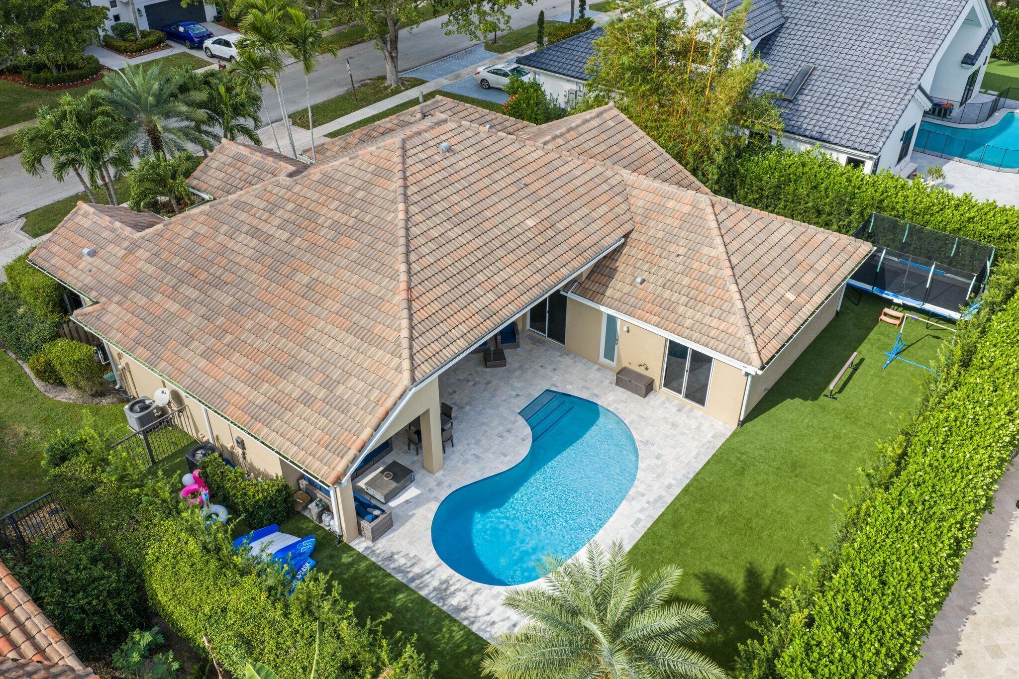 Colonnade - Residential